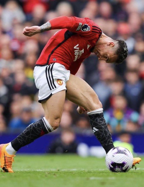 ManUtdNoContext tweet picture