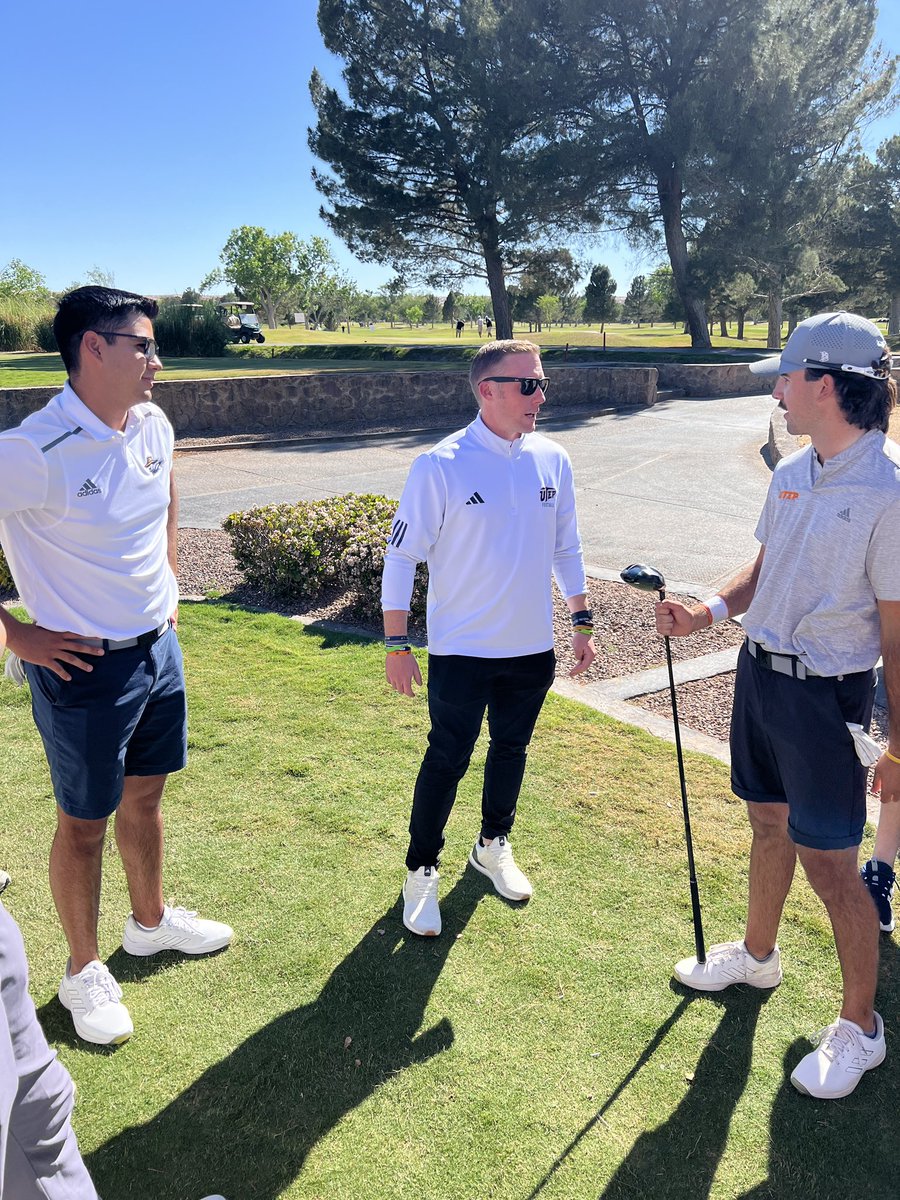 Big thank you to @CoachSWUTEP for stopping by the Miner Masters to talk golf, @UTEPFB and all things UTEP! Thank you for your support! Can’t wait to see you in the Sun Bowl next season. Go Miners! #PicksUp