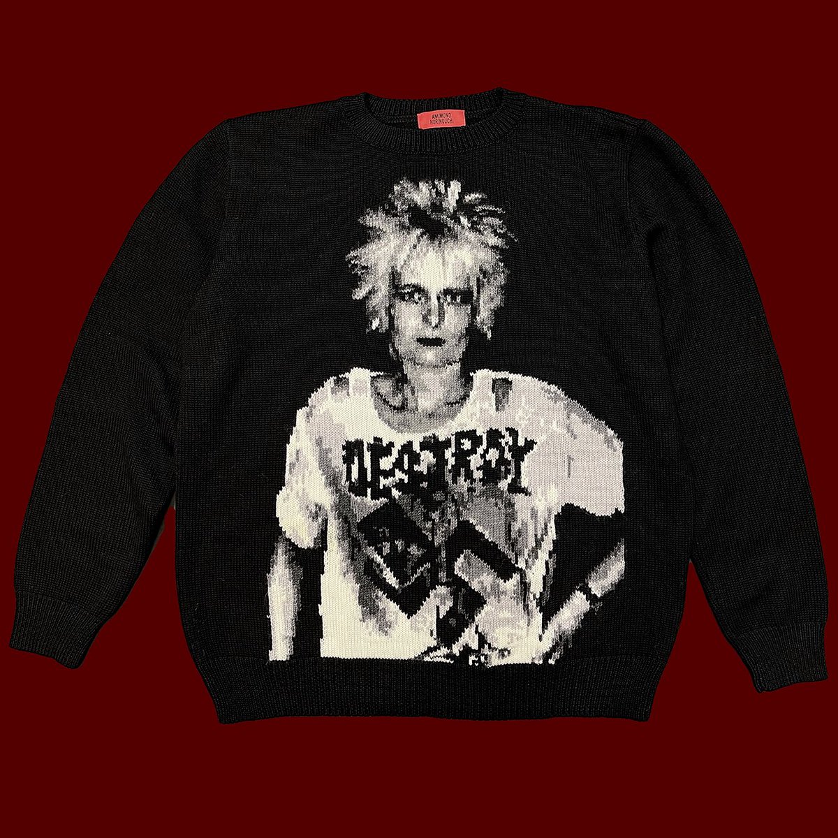 Vivienne Westwood セーター編みました（非売品です🧶）