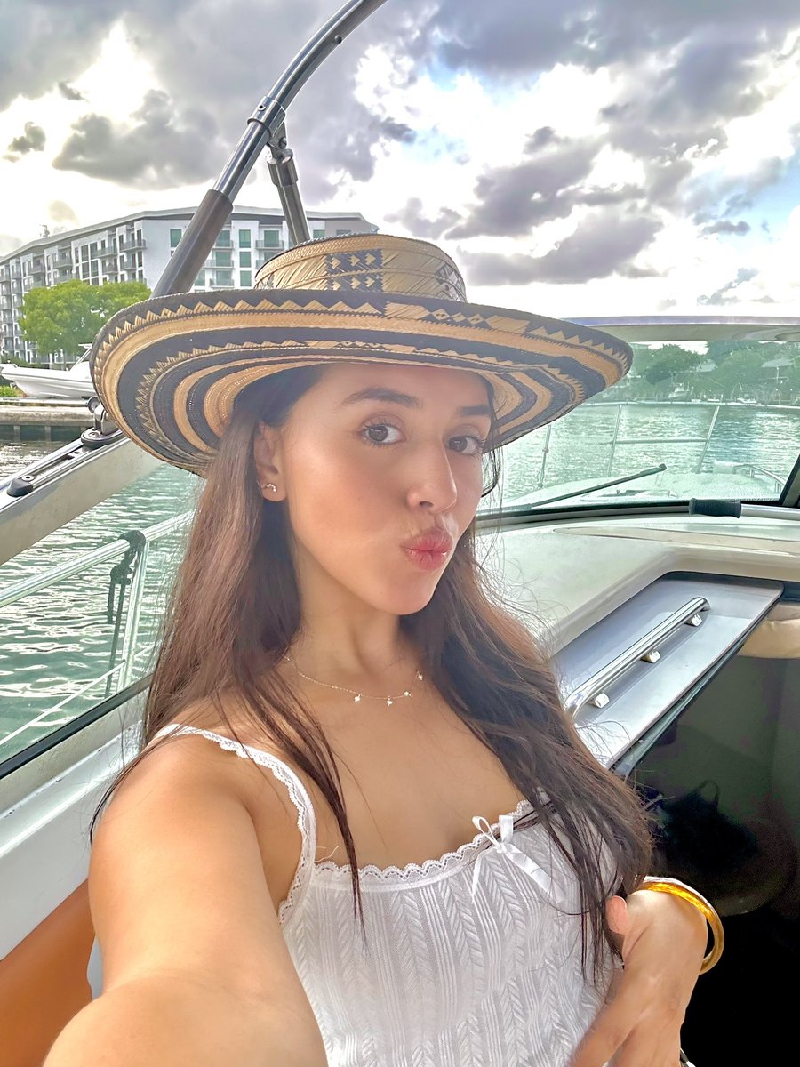 this was me on a boat today in case u care #newgrad #inthisbitch #alum #imouthereinmiami #hat
