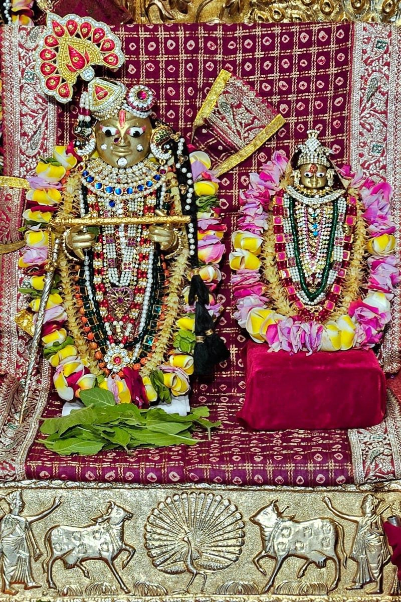 29th April 2024 Shringar Darshan at Shree Krishna Temple. Jai Shri Krishna