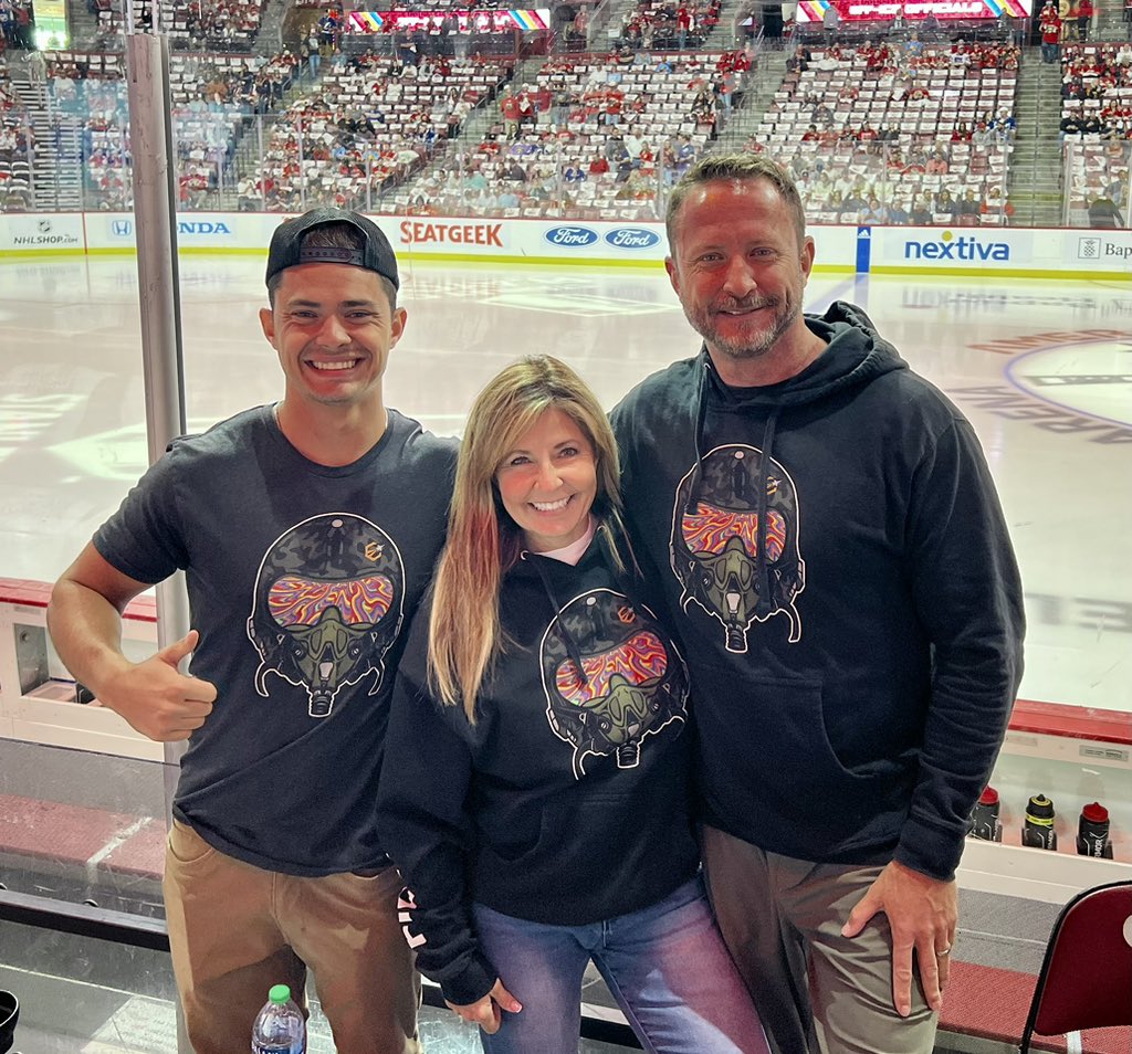 Behind the @FlaPanthers bench for the playoffs, if you’re watching the games you’ll see us representing @nofallenheroes with our Maverick Mind @mycrewdoses Game 5 fellas LFG 👊 If you want some super slick No Fallen Heroes merch shoot me a DM Fight’s On!