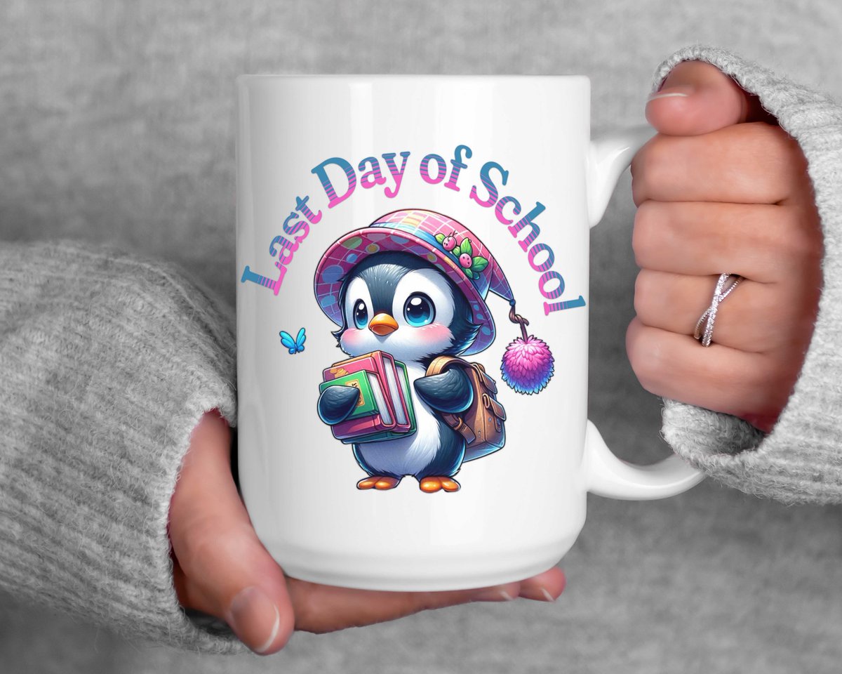 🐧✨ Celebrate the end of the school year with our adorable End-of-School  Penguin mug! 📚 Perfect for sipping your favorite beverage while  reminiscing about the year's achievements. Get yours now and cheers to  summer break! #EndOfSchool #SummerBreak
etsy.com/listing/170919…