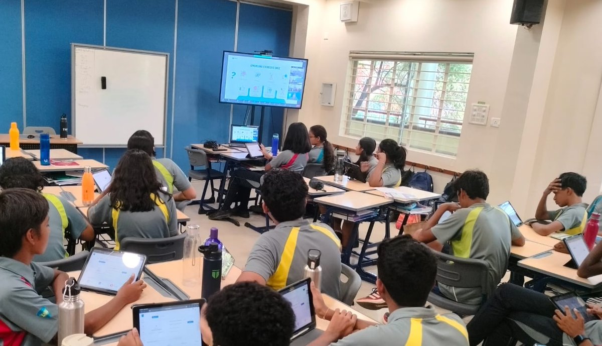 #iPad + #Cialfo = Watch how @LegacySchoolBlr's 8th graders smoothly dive into their virtual introduction session using their iPads. With personalized devices in hand, they effortlessly connect to their individual Cialfo platform, exploring with ease. #EdTech #StudentEngagement