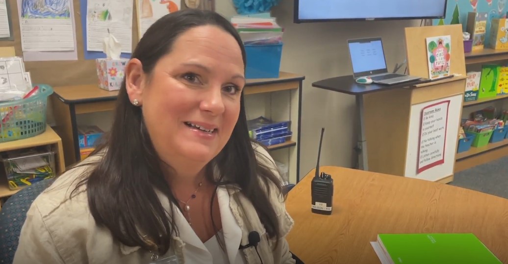 1, 2, 3, 4 who do we appreciate? 📣This A+ Teacher 🍎says four people who are🤸🏾‍♂️her biggest #cheerleaders inspired her! Watch @juliegargotta @MaureenMcCann13 & @JerryHume to see how on @MyNews13 around half past the hour & throughout the day!