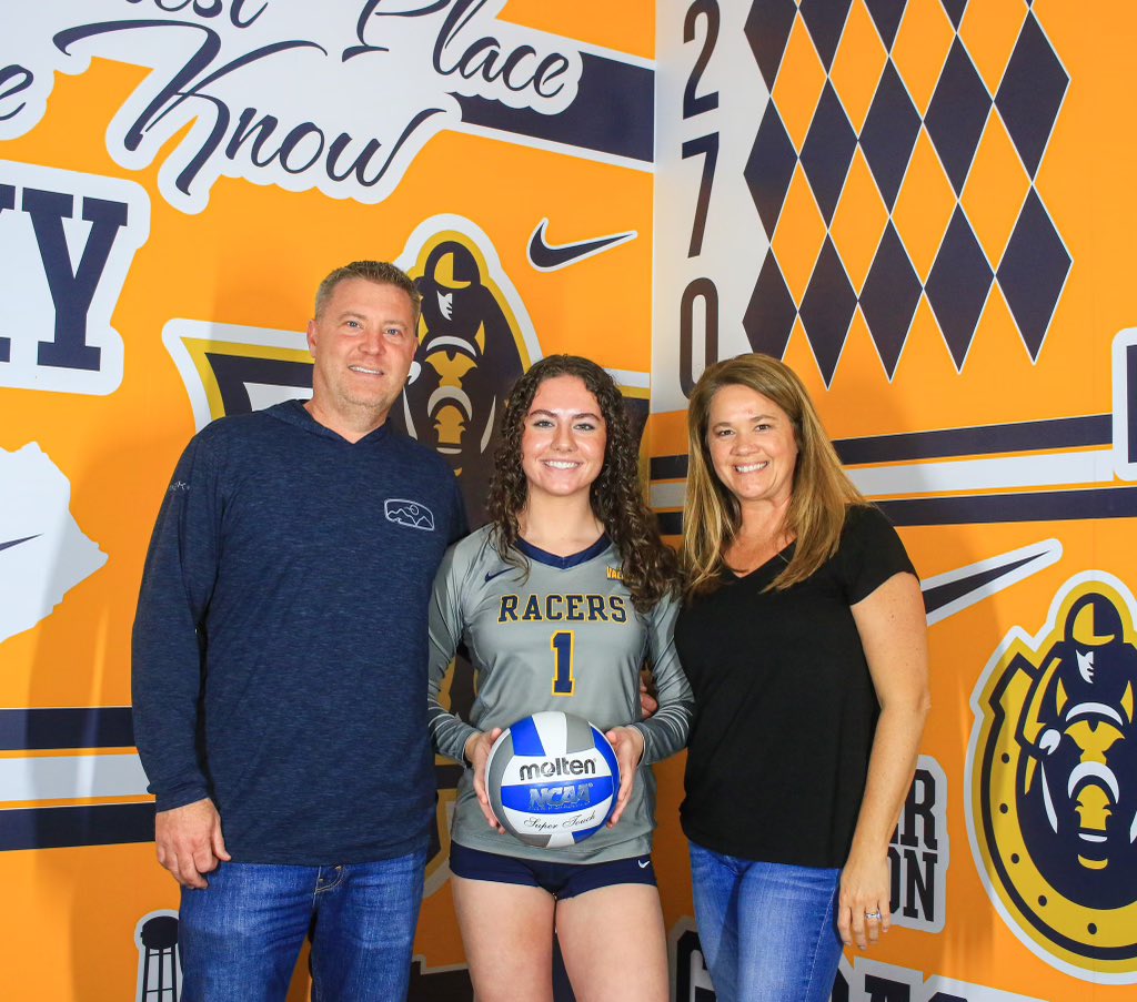 After an amazing visit and wonderful conversations I received my first official division 1 offer from Murray State University!! Thank you so much @RacersVB I can’t wait to see what the future holds!! #goracers