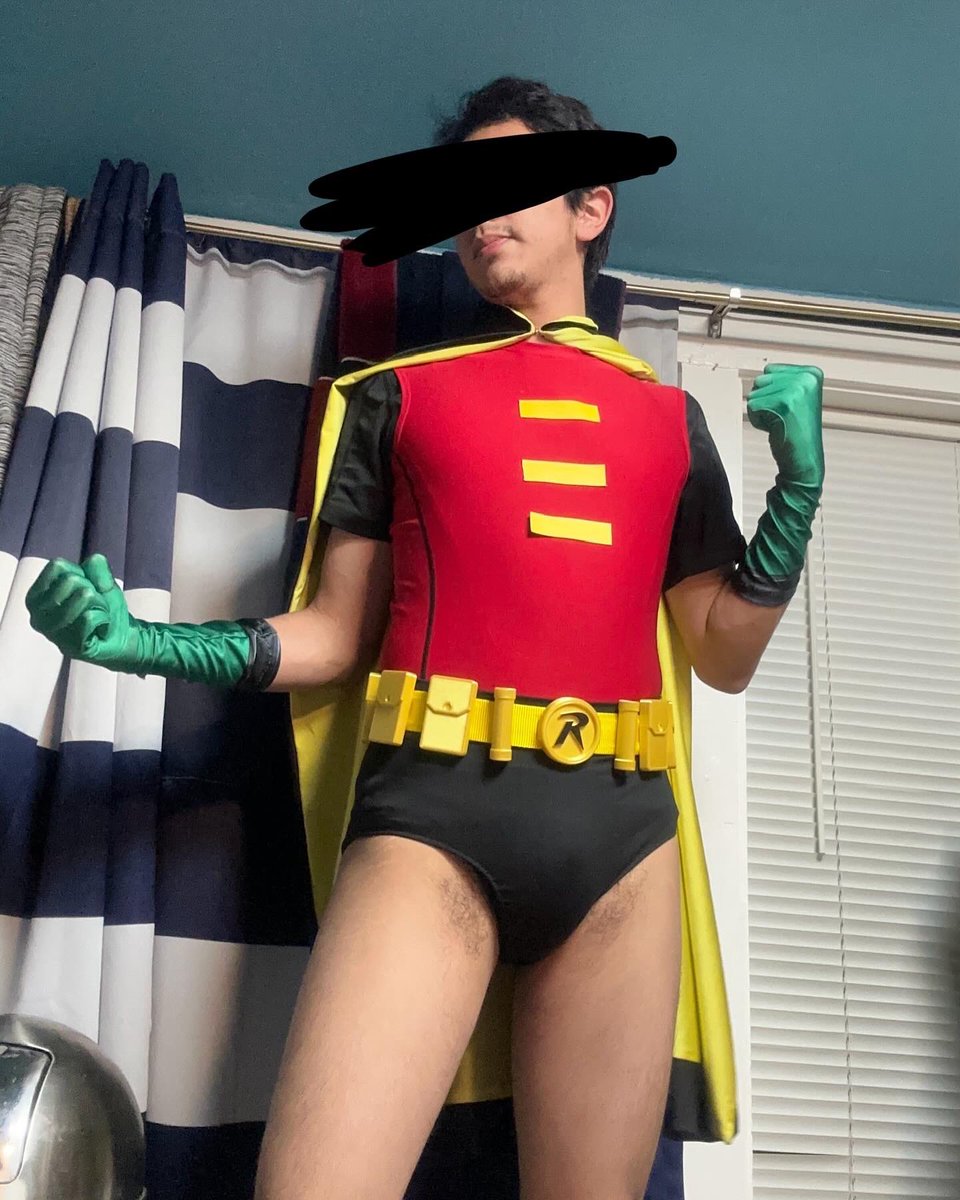 Because I missed superhero day yesterday, here’s a pic of me swapping green for black on the Robin suit. Still testing out but this might be a new look.