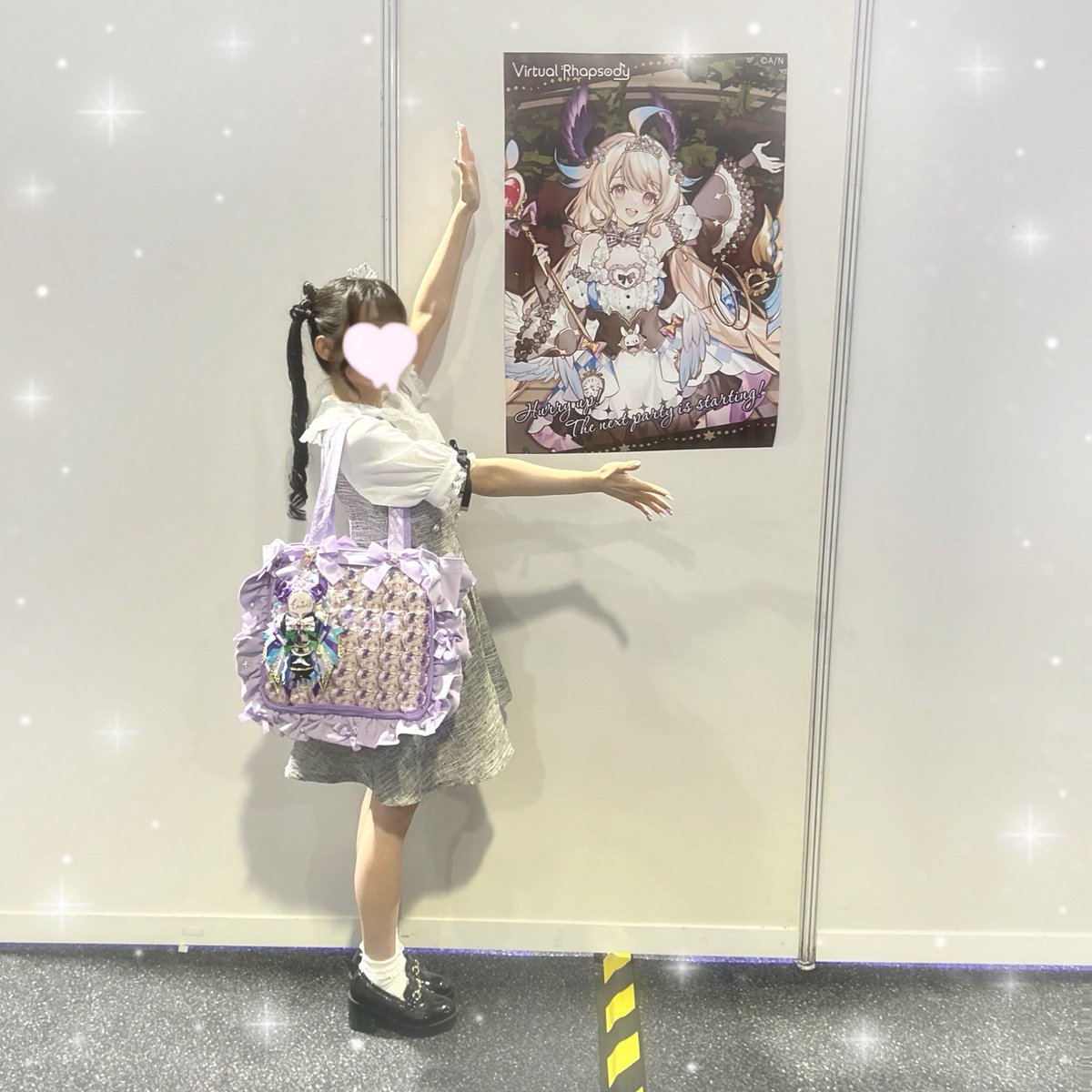 piyo_wing_'s tweet photo. I finally met Enna🥲💜 I was so happy to meet her, so I cried during m&g…🥹This is definitely one of the best memories of my life!
I forgot to talk about I had ribbon hair and matching heart tiaras this time🕊✧
#VRhapSG #VirtualRhapsody #EnnaAlouette https://t.co/BK4eJuXVVM