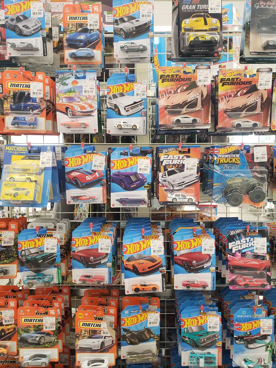 hotwheels_28 tweet picture