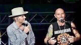 #tuesdayvibe Love you and Luke @mattgoss Arguably the best band ever #brothers #gorgeous #handsome #sendinglove❤️❤️