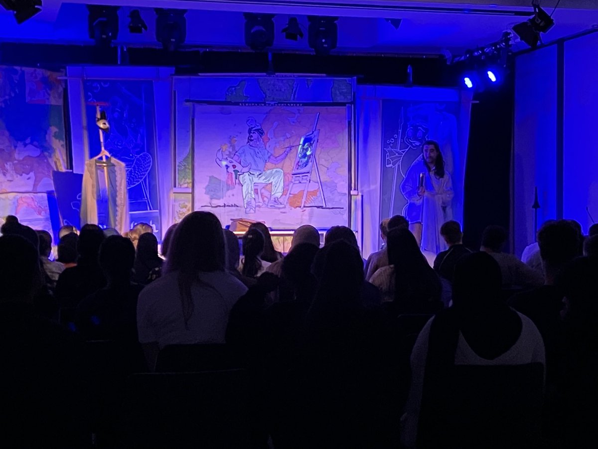 Heute mit Kerims Nase in Obersendling, gestern in der Au und nächste Woche in Neuhausen. Für den 6.5. im Trafo gibt es noch Karten.