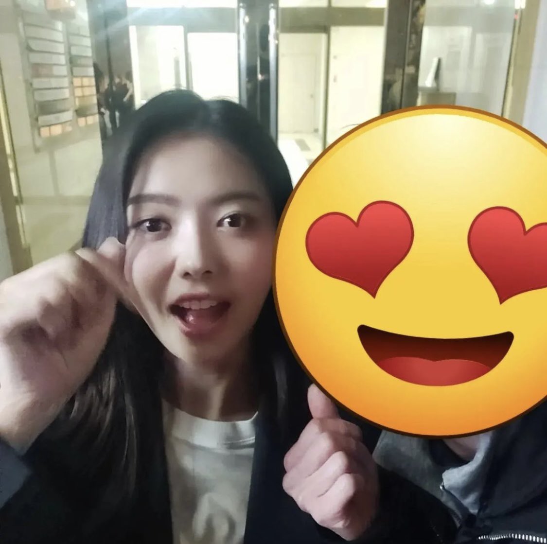 only_Nayoung95's tweet photo. 📸 240321 #Nayoung #LimNayoung #임나영 #나영 #UnpredictableFamily #wrapupparty 

Ctto https://t.co/2hsgmICQag