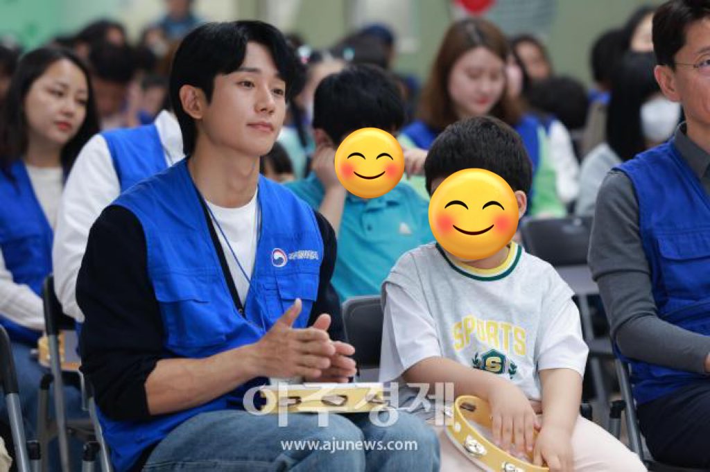 우리 핸님 今日も奉仕活動😭😭😭

#오늘핸님은20240430
#チョンヘイン #정해인 #JungHaeIn #丁海寅