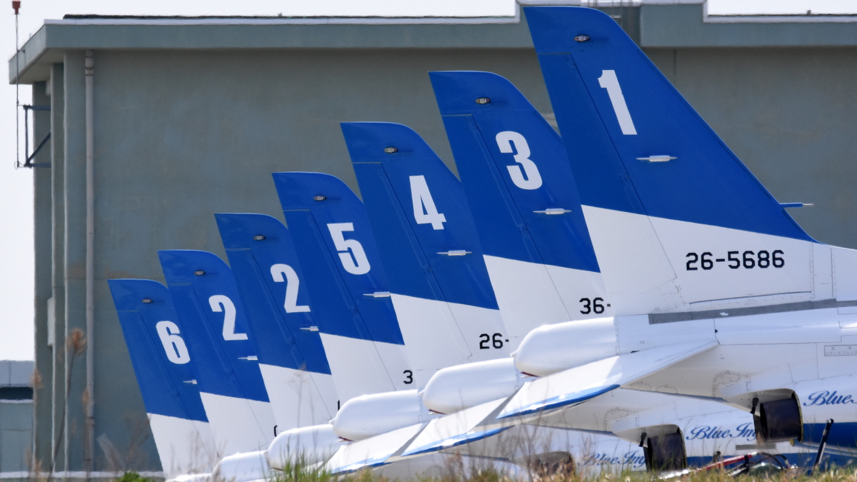 エアーメモリアル in かのや より帰投時の7機の尾翼並び。20240429 #ブルーインパルス #松島基地 #浜松基地 #エアーメモリアルinかのや #新田原基地