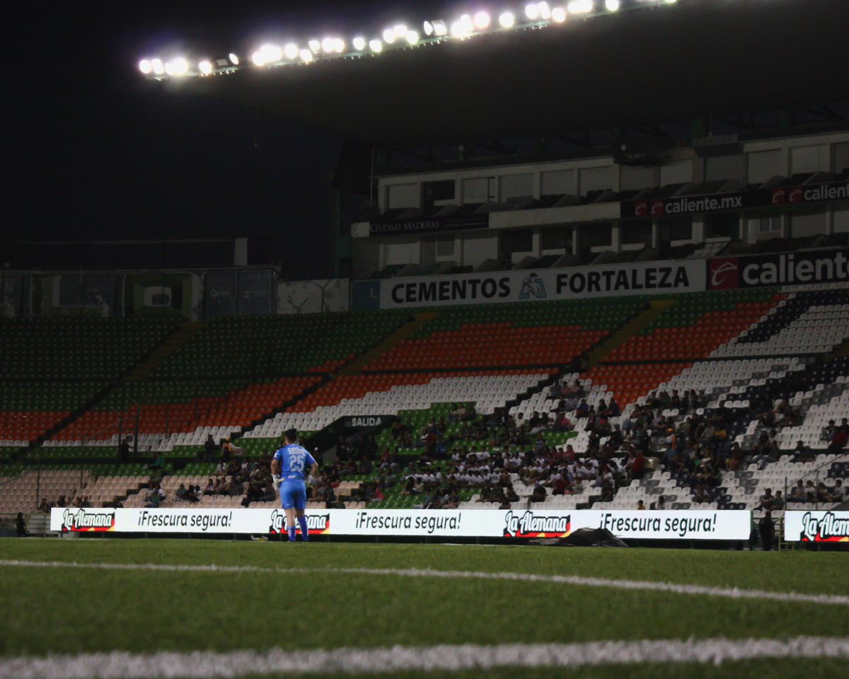 #LigaBBVAMXFemenil | ¡FINAL! 

¡LA FIERA RUGE!🦁 

De manera contundente, las locales @clubleonfemenil derrotó 4 goles por 0 aplastando a @ClubSantosFem.