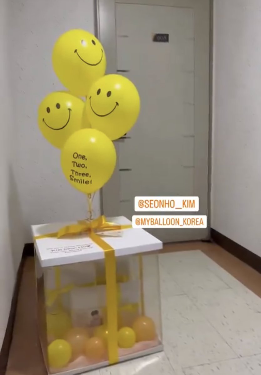 gift delivered to actor Kim Seonho!(2023)
Let's celebrate Seonho's upcoming birthday together with My Balloon!#kpop #KpopFan #KpopLove #KpopFandom #kgift #koreandramalovers #kdrama #koreanmusic #kpopgifts #KimSeonHo #thetryant #김선호 #HometownChaChaCha #갯마을차차차 #คิมซอนโฮ