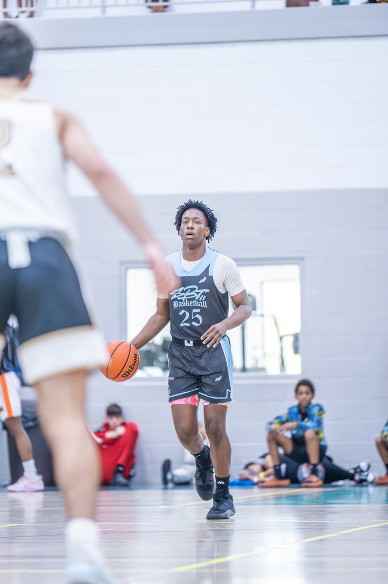 2025 - Dwayne Flowers @DwayneFlowersJr will be heading to Chi Prep @chi_prep for this upcoming season currently playing with SBT AAU off to a terrific start for the 6’4 Guard shooting the basketball extremely well so far @RL_Hoops @RL_HoopsIL @XposureRuns
