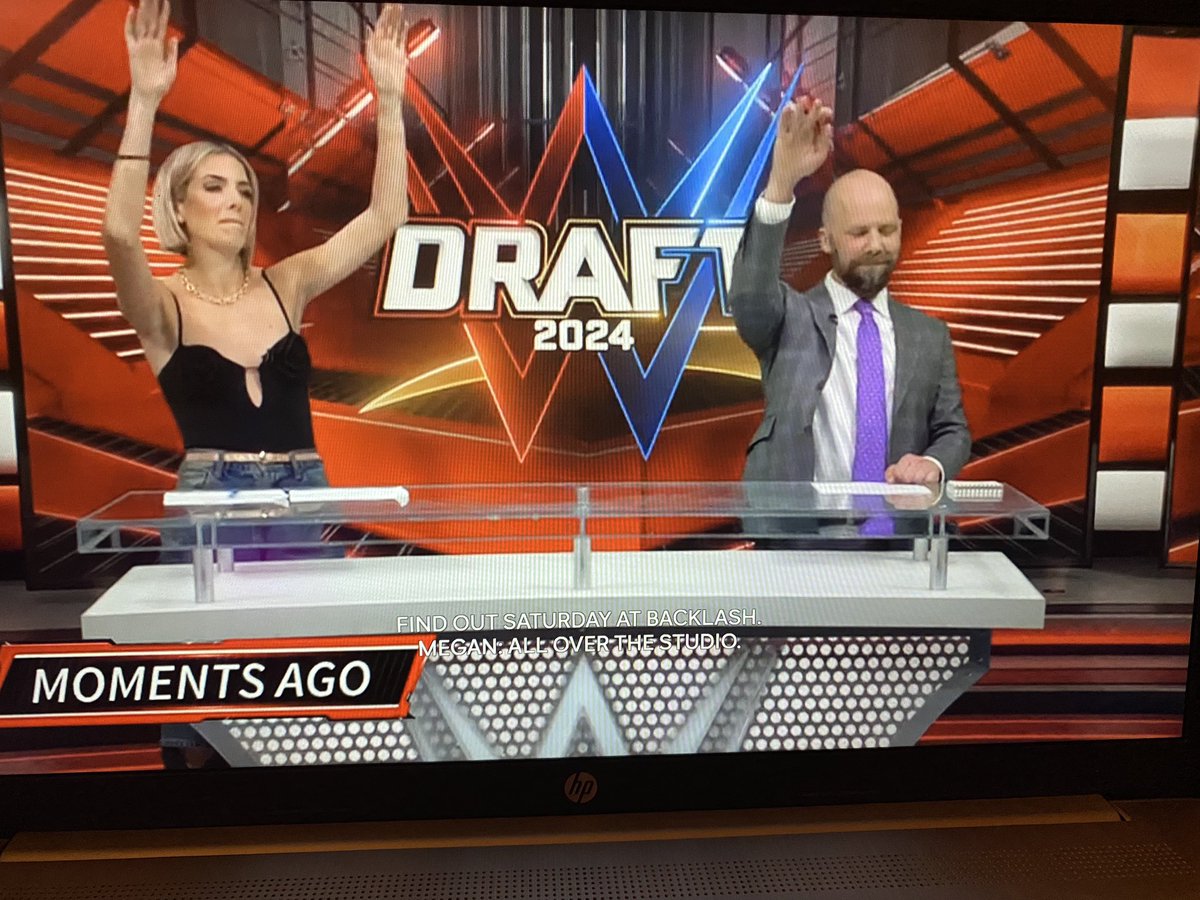 Look at Sam & Megan #WWEDraft #WWERaw #RawTalk