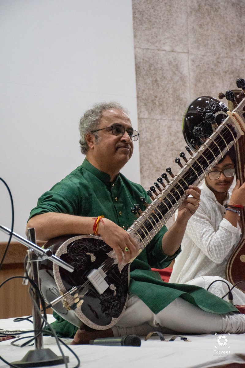 SPIC MACAY IIITD Chapter recently organized its first event, an evening of transcendent melodies and cultural immersion, featuring the legendary Sitar virtuoso Pt. @ShubhendraRao, accompanied by tabla maestro Sh. Zuheb Ahmed Khan @zuhebtabla. The event witnessed magnificent…