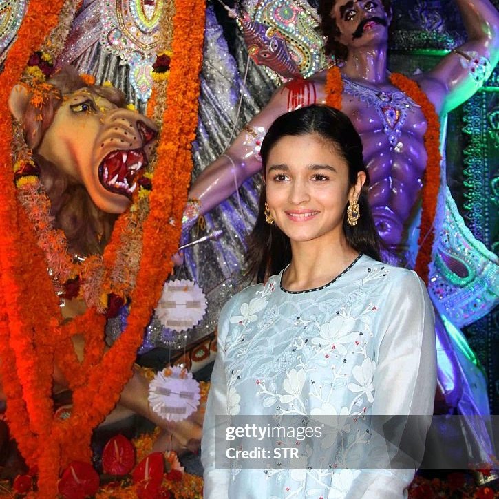 So Pretty ❤️

#AliaBhatt #Throwback