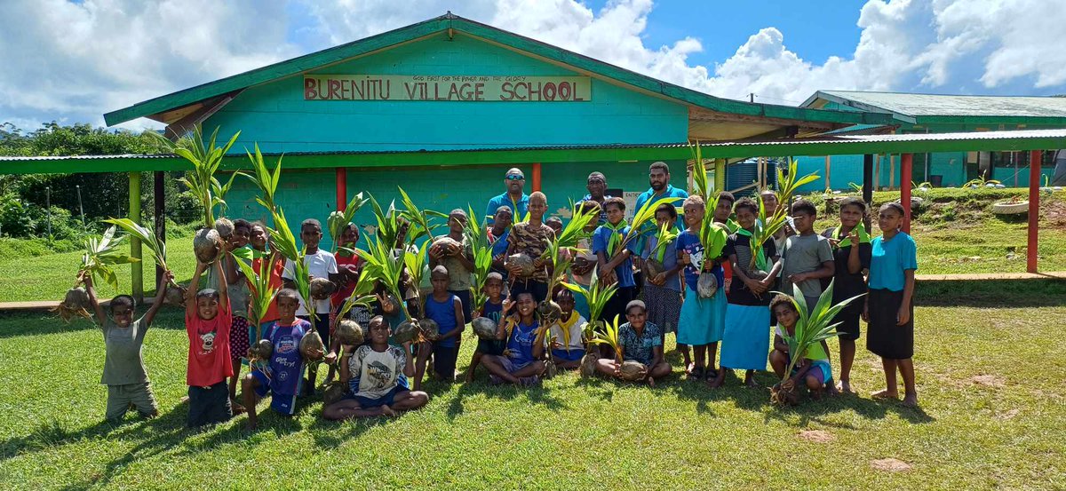 Staff serving in the Serua and Namosi Provinces received a request from Burenitu Village School in Serua to be part of their Girl Guide Week. facebook.com/fiji.agricultu…