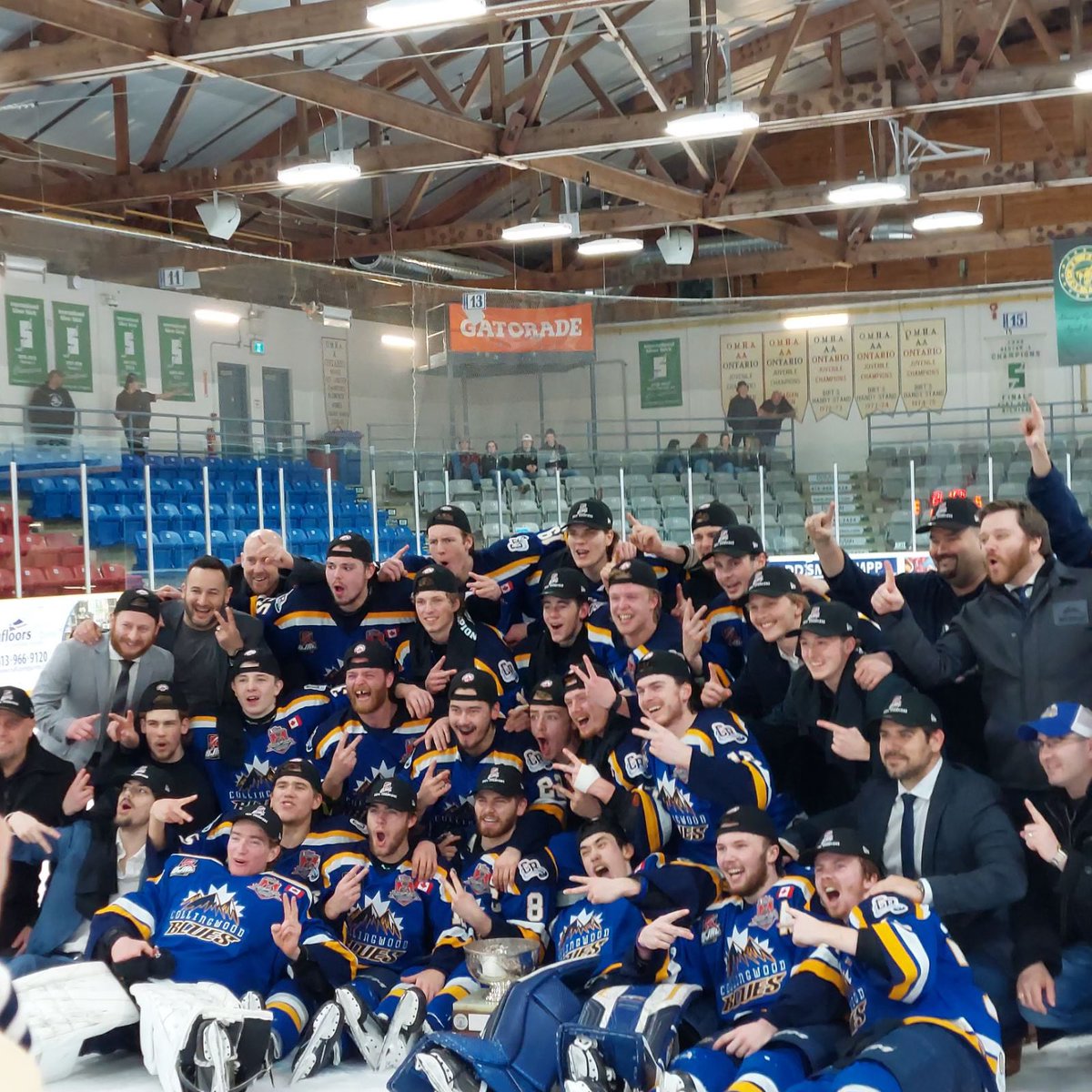 Congratulations to the @CwoodBluesJrA for their back to back OJHL championship! @MikeJacksonGM 

Best wishes at the Centennial Cup!