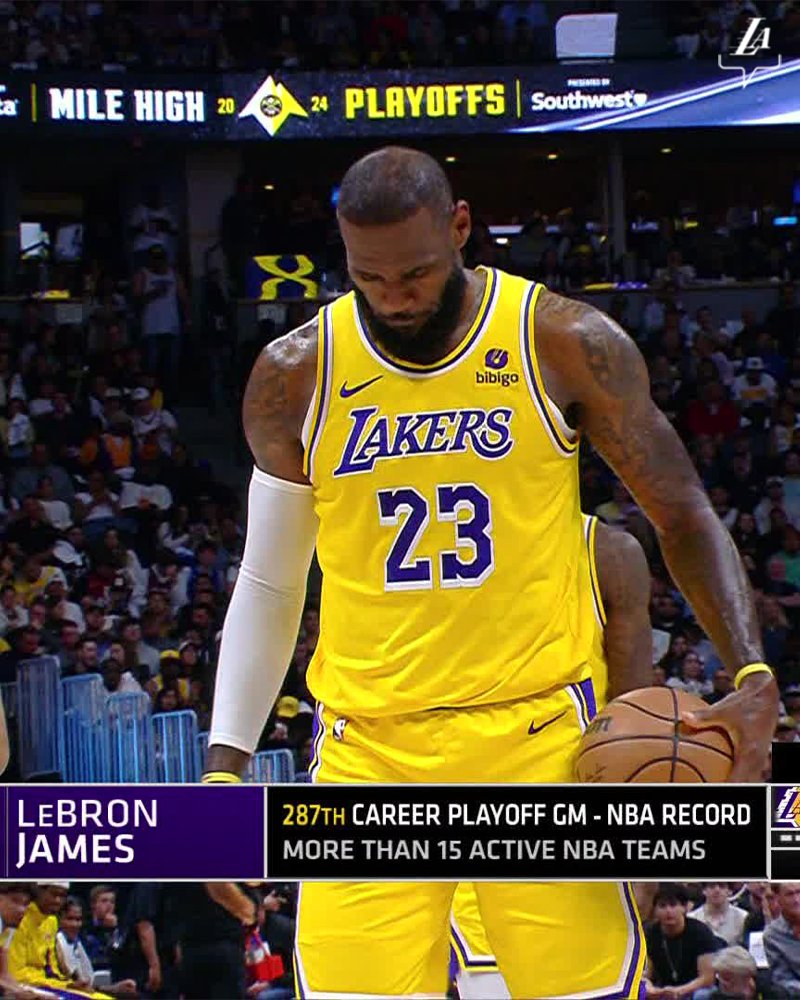 LeBron James' playoff mileage 😲 📸 @Lakers #RepublikaNgNBA #LakeShow