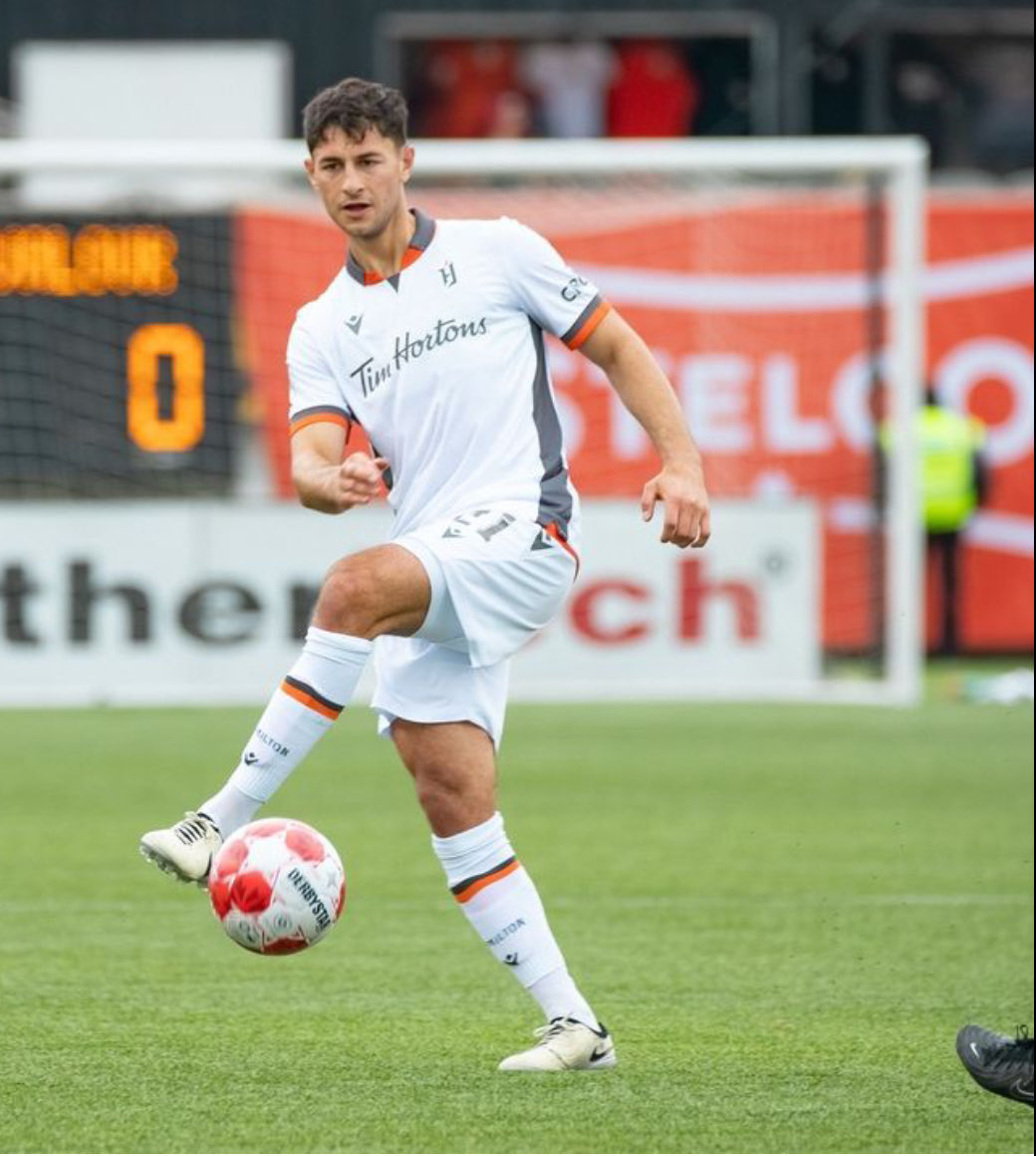 Alessandro Hojabrpour playing entire match at home for @ForgeFCHamilton helping his team to a third consecutive win over @ValourFootball 

Ale completed 49/55 passes, passes into final third 12, accurate long balls 8/9. 

#ForgeFC 2-1 #ValourFC

#TogetherWeForge | #CanPL