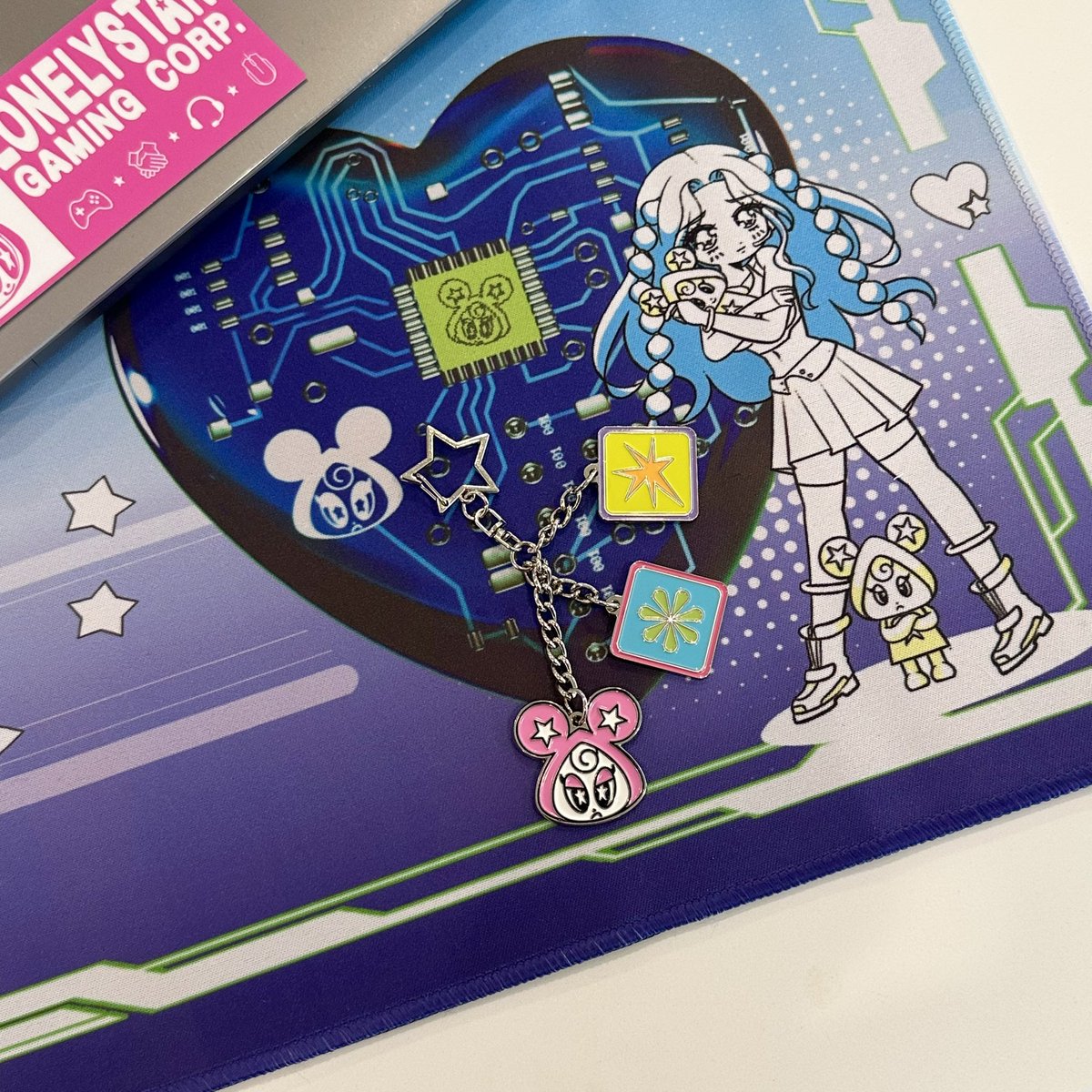 LONELYSTAR (@lonelystarus) on Twitter photo 