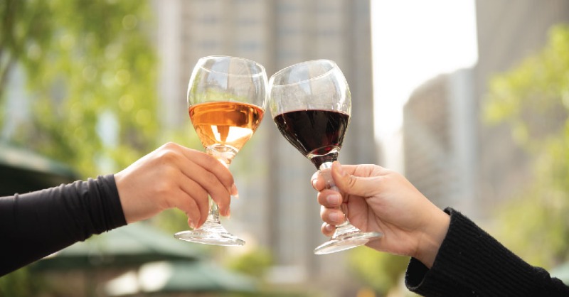 FunCheapSF's tweet photo. Need plans for Wine Wednesday? 🍷Grab a friend and attend the 5th Annual Embarcadero Center Wine Walk on May 8th from 3:30pm – 5:30pm. Click the link in their bio @embarcaderoctr to purchase tickets.

All proceeds from this event are donated to the Sonoma County Fire Relief Fund.