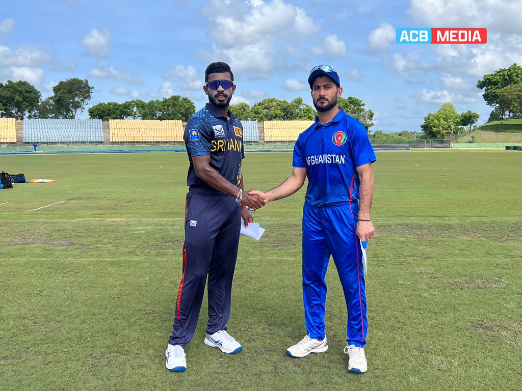 🚨 TOSS ALERT! 🚨

AfghanAbdalyan's Skipper Ikram Alikhil has won the toss and decided to bat first in the 2nd OD match against Sri Lanka A. 👍

#AfghanAbdalyan | #SLvAFG