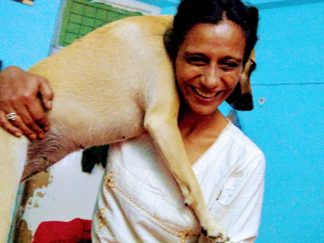 TheDogMother_'s tweet image. मैं “किसी से” बेहतर करुं क्या फर्क पड़ता है..! मै “किसी का” बेहतर करूं बहुत फर्क पड़ता है..!!
#DoYourBit #kindnessmatters 
#AllLivesMatter #EachOneReachOne 
#HugYourPet #AdoptDontShop 🧿♥️