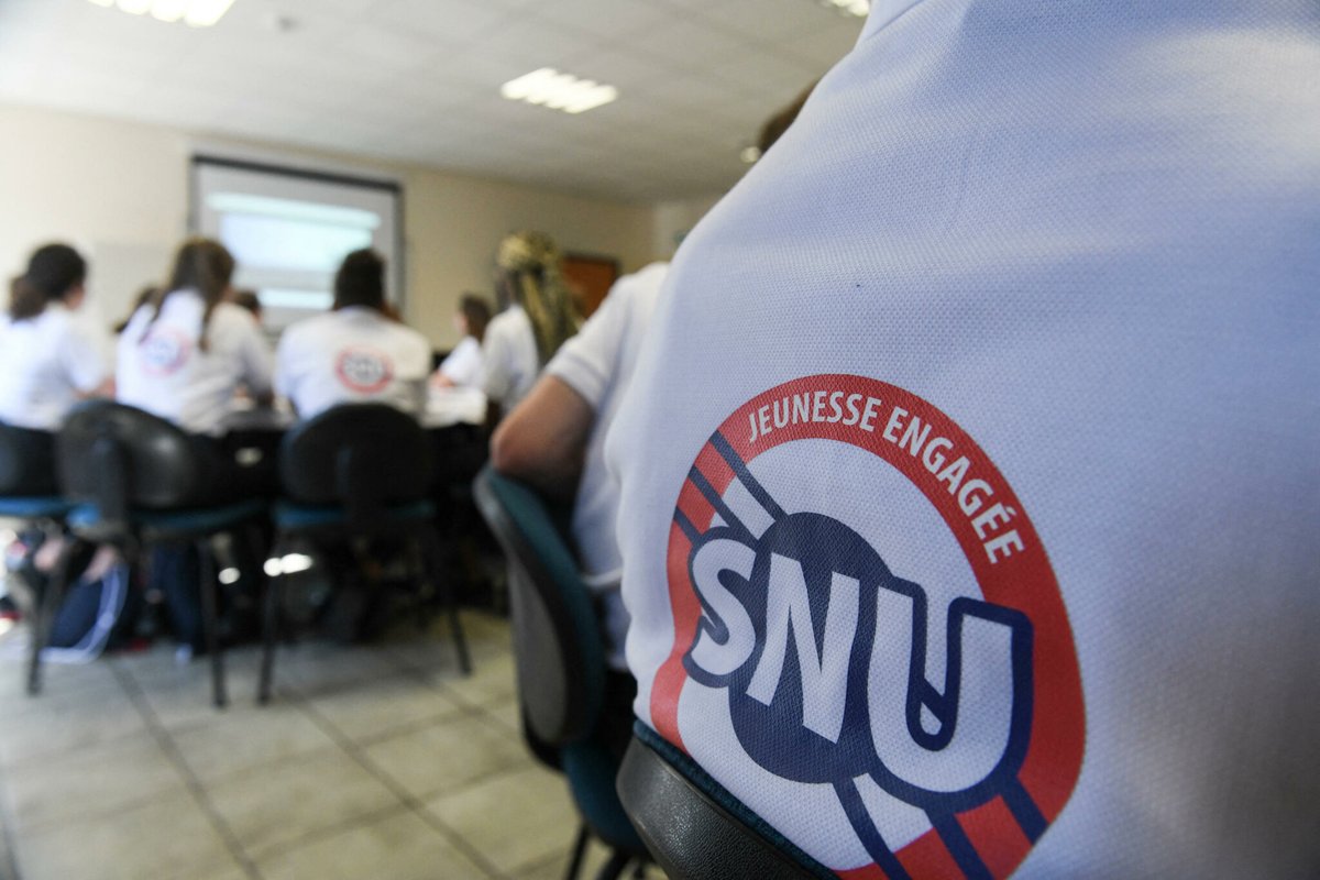 Nouvelle affaire d’agression dans le cadre du SNU. Sept jeunes garçons de 15 à 17 ans ont dénoncé des gestes «inadaptés» de la part de leur encadrant de 19 ans à Vesoul ➡️ l.leparisien.fr/tXi3