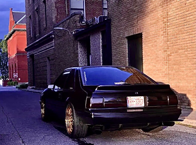 #TailLightTuesday | How do you feel about blacked-out tails…
🔘 Yes or No❔
#Ford | #Mustang | #Foxbody
