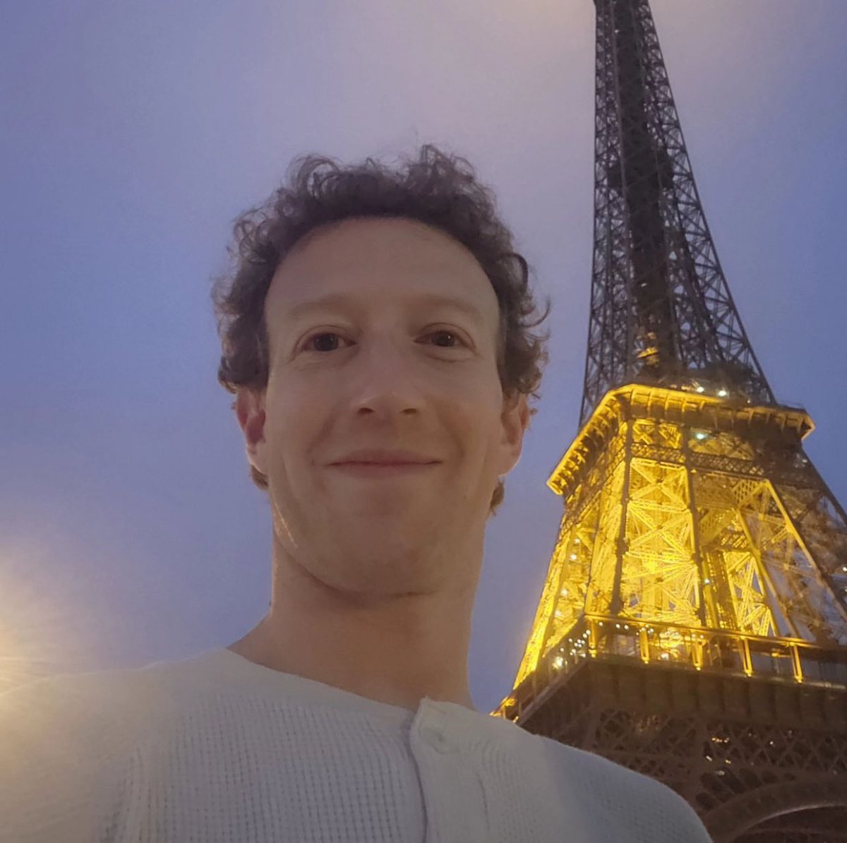 IRONDRE04's tweet photo. Evil zuck https://t.co/95wKv7CujN