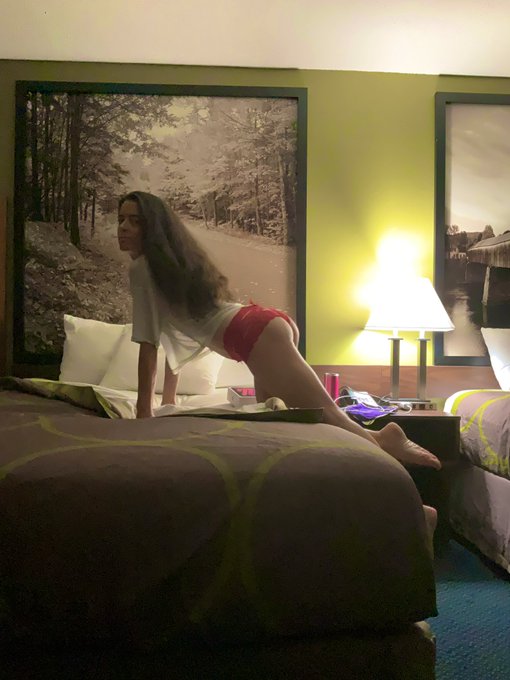 When fate happens.. #Super8 #SoloTravel https://t.co/hbwdjmn5Bi<a href="/tag/super8"class="tags">#Super8</a><a href="/tag/solotravel"class="tags">#SoloTravel</a>