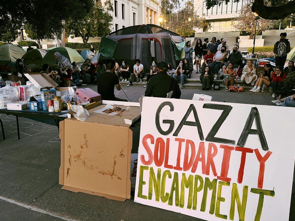 Richard at the Oxy encampment earlier today: “My heart is with you students. We must unite and protest all institutions complicit in violence against Palestinians!”