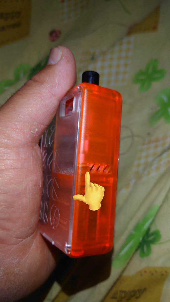 gba3993's tweet image. 割れるとは聞いてたけどそこ？笑

#VandyVape
#pulseaio