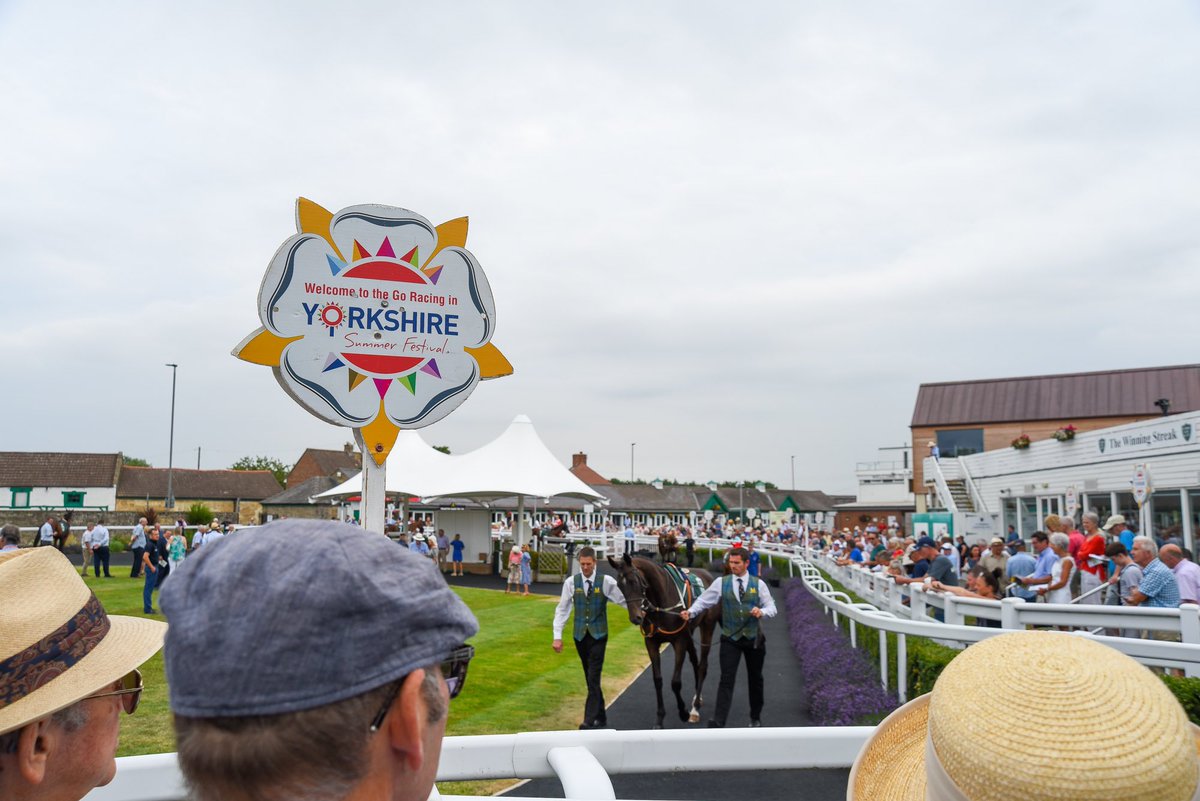 We are racing this evening at @CatterickRaces! There are 7 flat races to look forwards to. The first is off at 5:10, but make sure to stay for the last when @SEnglandRacing’s Trilby bids for a third win in a month!