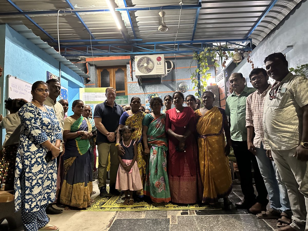 A huge thank you to Mr Thimmappa @shreeja_mmpcl staff,farmers & @NDDB_Coop for a wonderful day of education in a most welcoming and positive environment. To meet with the Shreeja professional women dairy farmers was an absolute highlight!