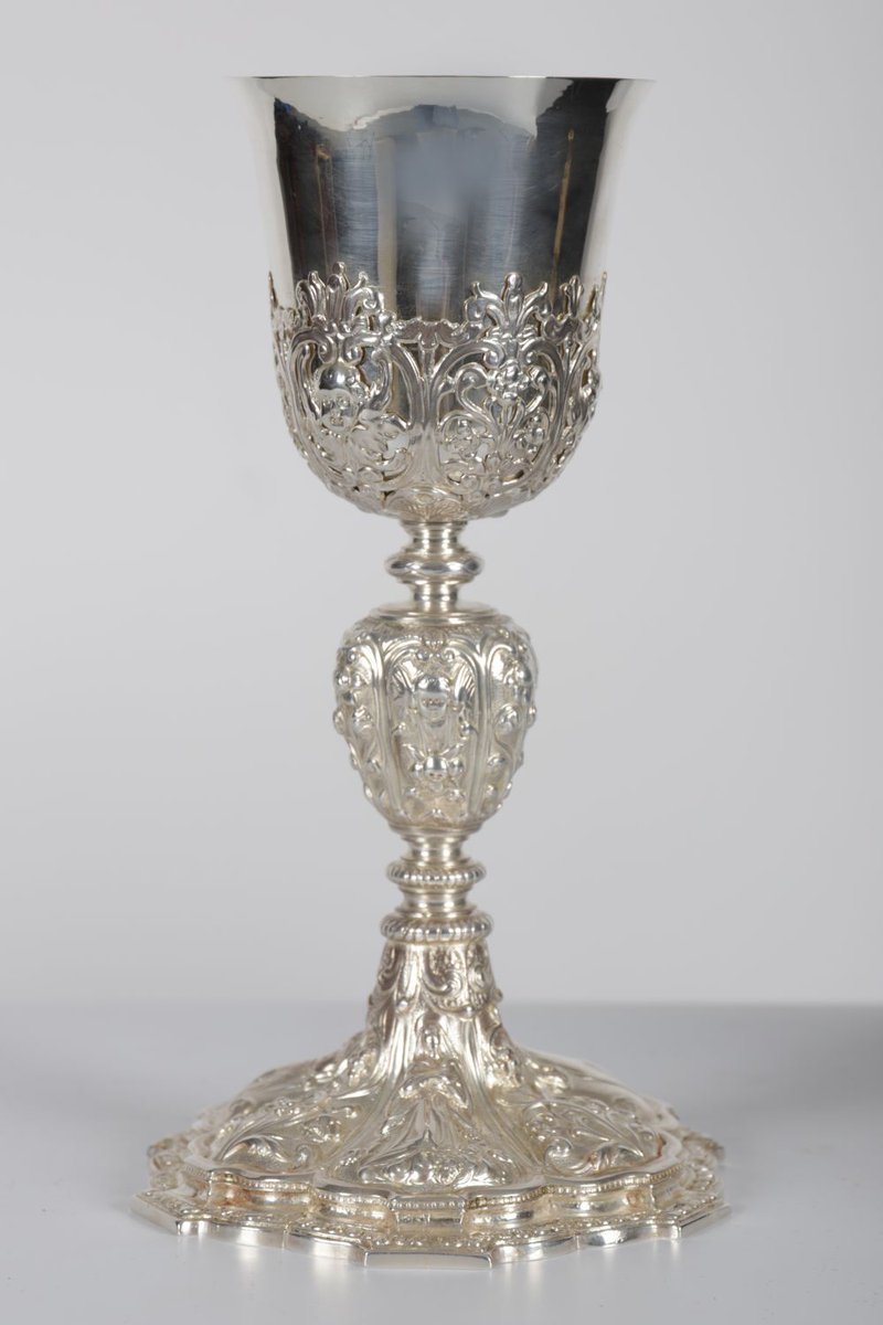 SOLD - This 17th-century Italian silver chalice just sold for €6,000.  It had an estimate of €1,500-€2,500 at sheppards.ie #silverchalice #italianchalice
@bonhams1793 @sothebys @christiesinc #sheppardsirishauctionhouse #onlineauction #auctions  #antiques  #vintage