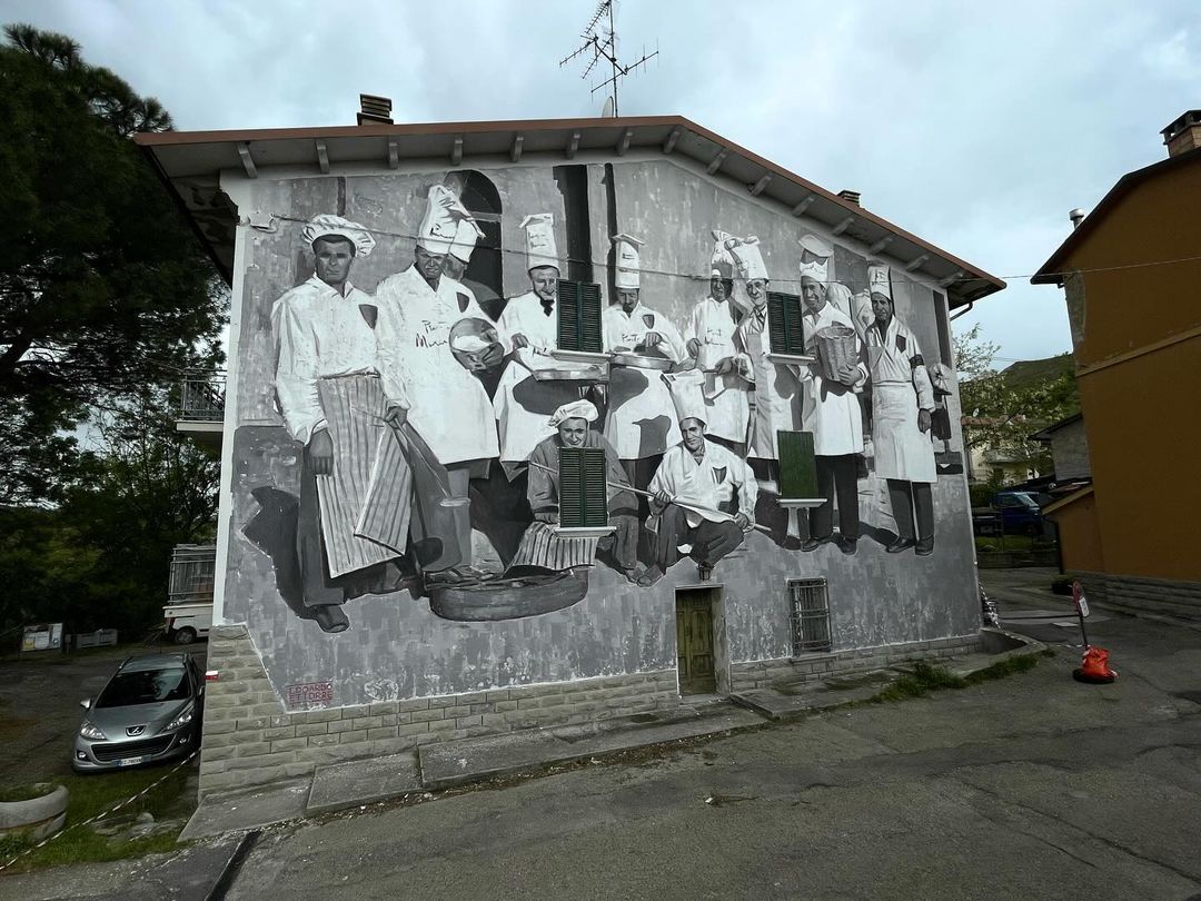 #Streetart by #EdoardoEttorre @ #BorgoTossignano, Italy, produced by #URBANUTOPIA
More pics at: barbarapicci.com/2024/04/30/str…
#streetartBorgoTossignano #streetartemiliaromagna #streetartitaly #italystreetart #arteurbana #urbanart #murals #muralism #contemporaryart #artecontemporanea