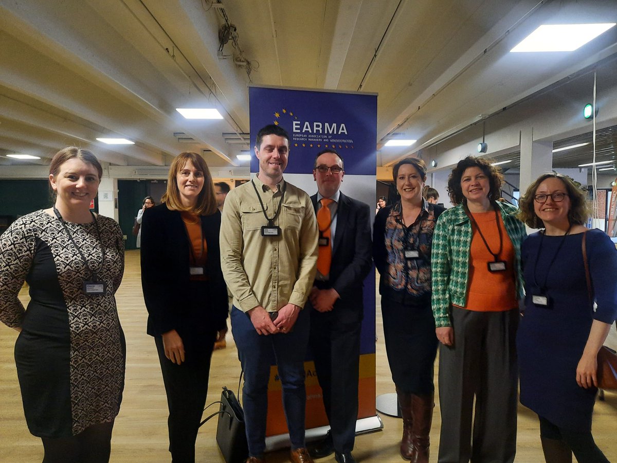Our funding team at @EARMAorg European Association of Research Managers and Administrators last week alongside colleagues from the Trinity Research Development Office. AMBER's Edward Casey presenting on Pathways to funding.