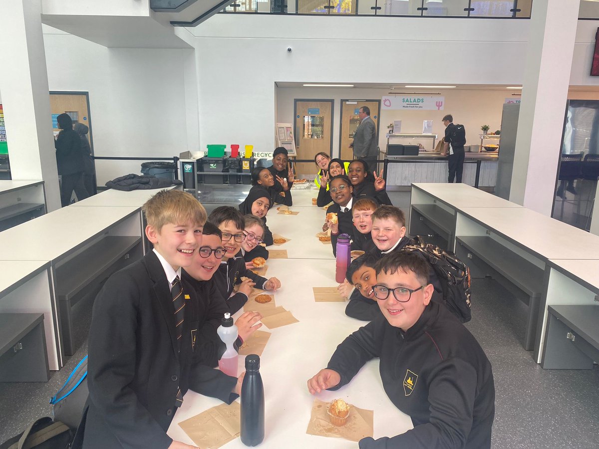 Headteacher pizza lunch with the year 7s yesterday, celebrated for their consistent work ethic and attitude to learning #ambition #excellence