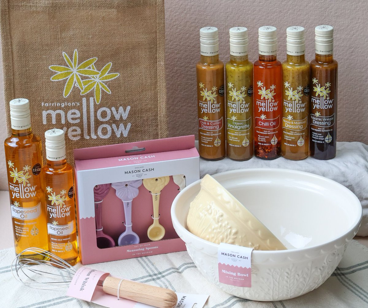 Mellow Yellow + <a href="/MasonCashUK/">Mason Cash</a> = the perfect baking/cooking partners! Whip up fluffy cakes and delicious crispy roast potatoes with this lovely bundle: bit.ly/4dkMPn9