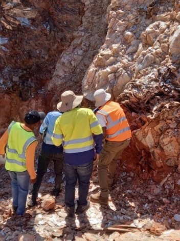 📰Another busy quarter for DY6, progressing exploration programs at its Machinga and Salambidwe projects and acquiring additional ground prospective for LCT pegmatite systems in Malawi.

FULL REPORT: cdn-api.markitdigital.com/apiman-gateway…

$DY6 $DY6.ax #rareearths #niobium #lithium #exploration