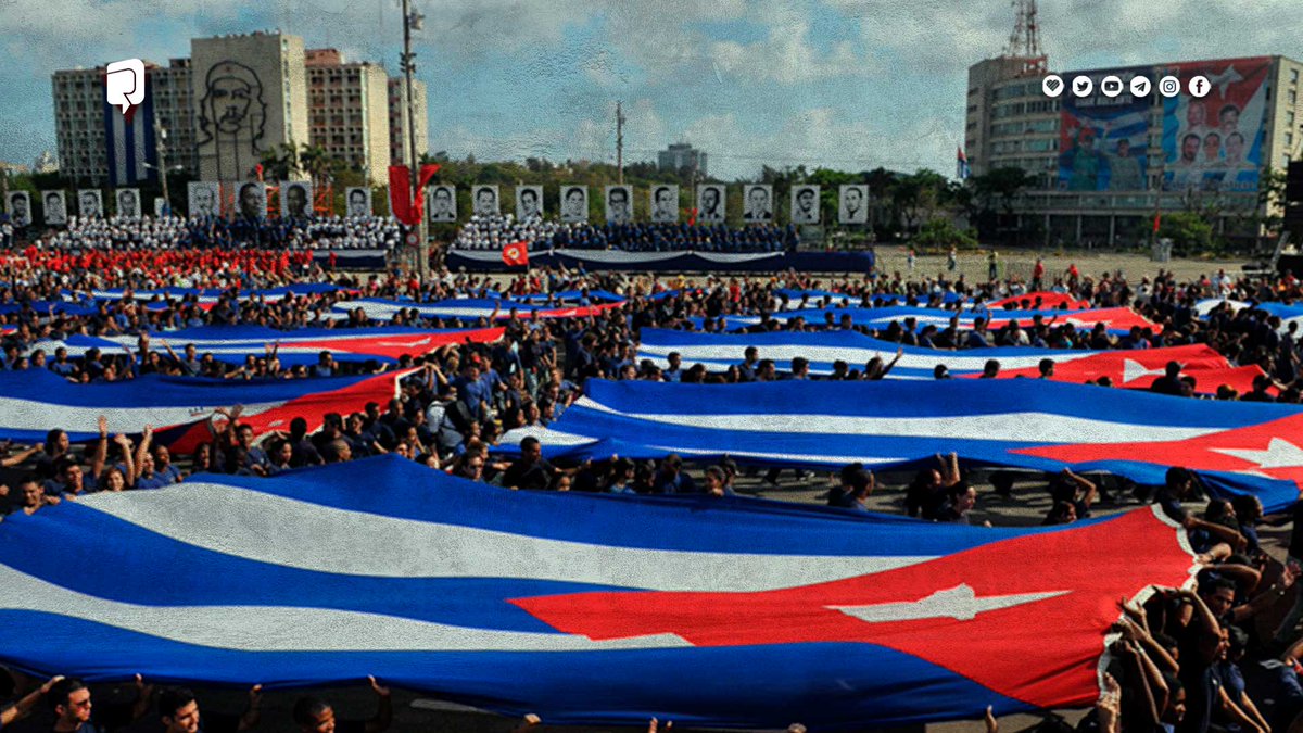 En #Cuba cada #1roDeMayo constituye un motivo de júbilo y celebración, mientras en otras partes del mundo ese día los obreros reclaman sus derechos en nuestro país esos derechos son un hecho que sólo tenemos que celebrar. Vivan los trabajadores!!! #PorCubaJuntosCreamos