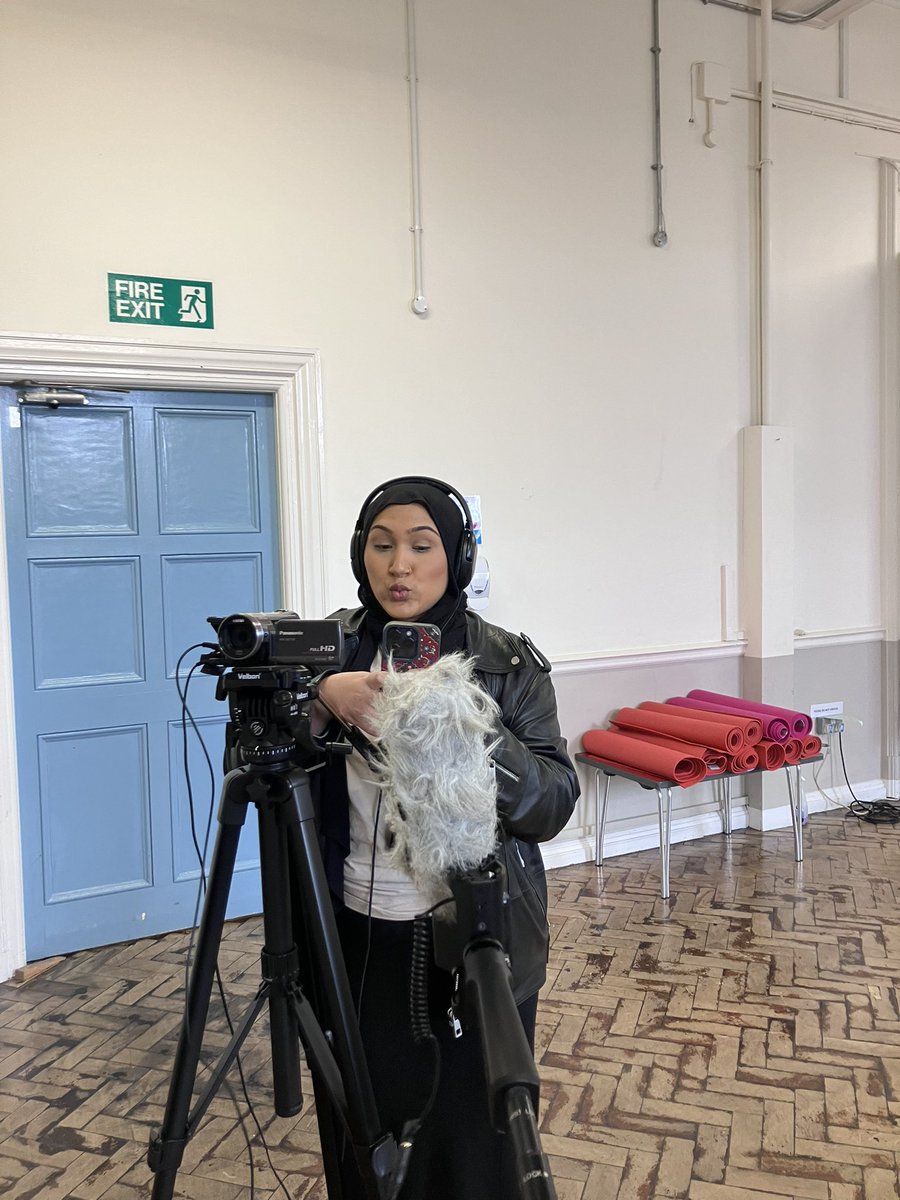 I had a great time presenting a  <a href="/KMTV_Kent/">KMTV</a> special on loneliness in Kent and the projects tackling it - something that affects or will affect all of us. 

Tune in tomorrow at 6.30pm!

The fabulous team - @aidanmcnamee_ <a href="/yaya_e99/">Yaya Egwaikhide</a> <a href="/soubirous/">Sarah McGlinchey</a> <a href="/beth_alaw/">Beth Williams</a> <a href="/journozainab/">Zainab Ashraf</a>