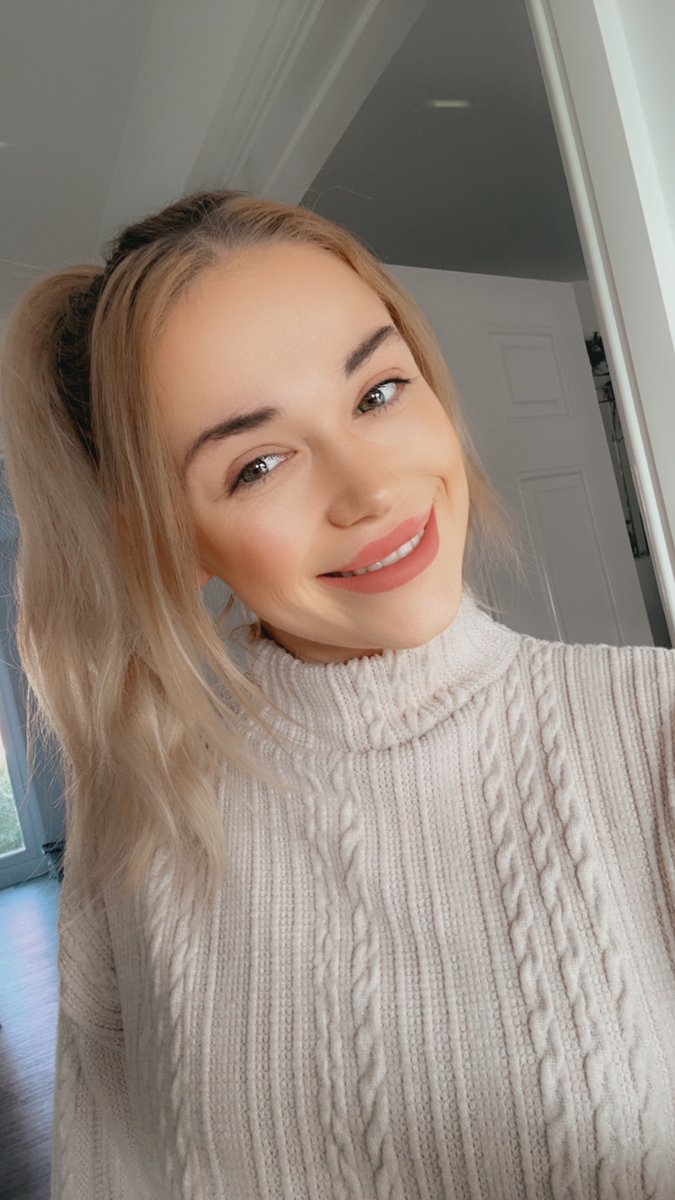 RealiseLE's tweet image. A former student nurse and full-time mum, Chloe, transformed her future with a free Hair course from Realise!👏💇‍♀️

You can read Chloe's story here: realisetraining.com/case-study/chl…

#haircourse #training #futurecareer