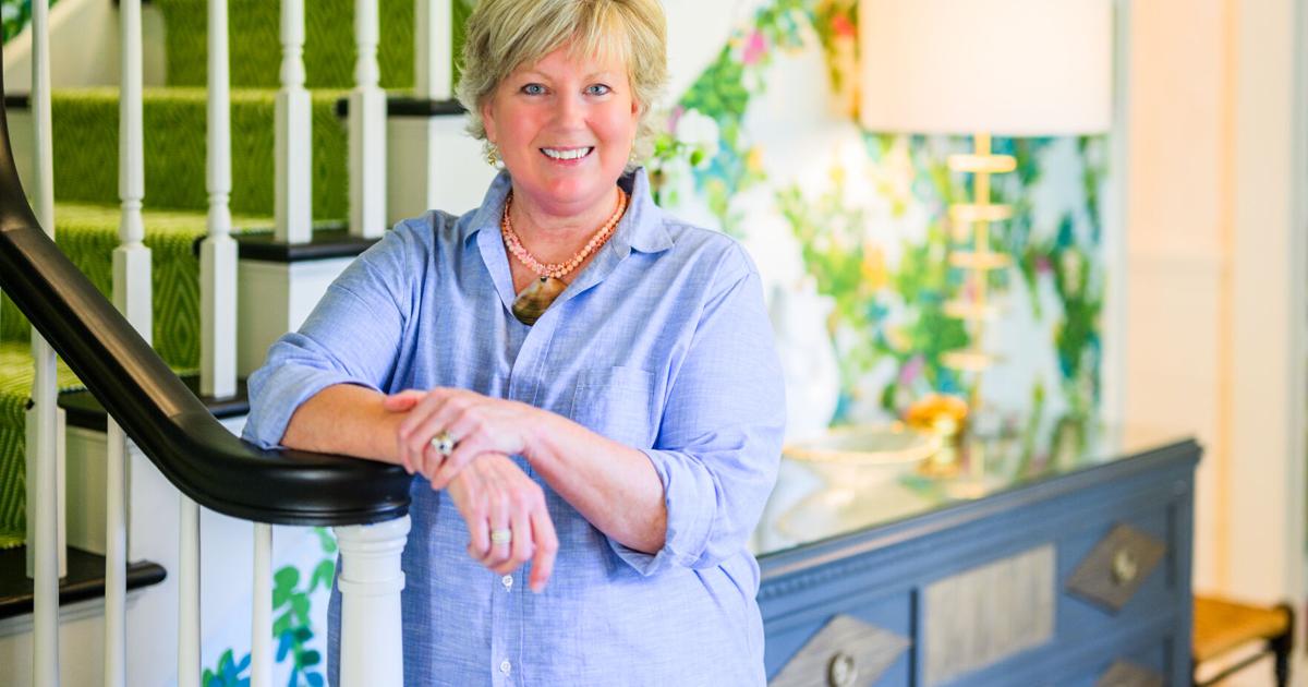 In our cover feature,  Gina Lever of the  Home Fabric Studio gives us a peek at a renovated 1960s-era home. Read about it in our Sea Island Rewind feature. bit.ly/44cIGh5 #InteriorDesign #SeaIsland #Brunswick #CoastalGeorgia #JekyllIsland #StSimons